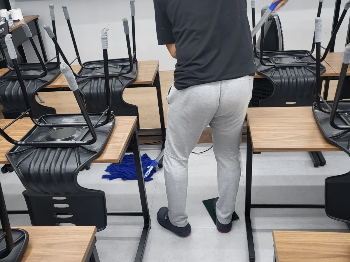 양평군 양평읍 학원 바닥 물청소 위생청소 사례 - 행진크린